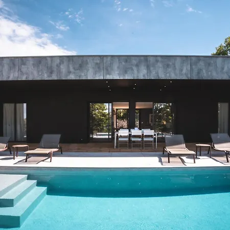 Romana 4 Personnes Σπίτι διακοπών *